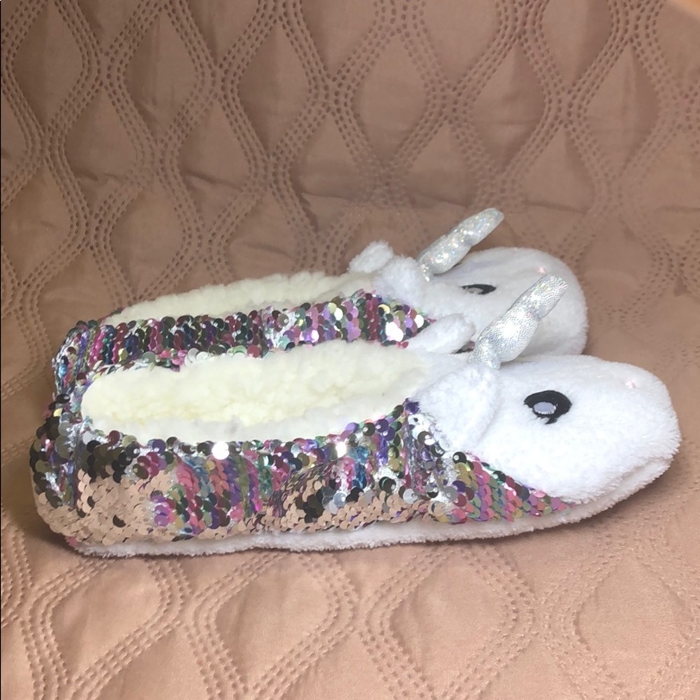 Girls unicorn slippers with flip sequins